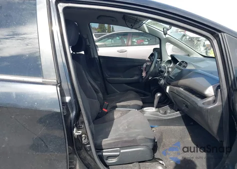 2010 Honda Fit Sport z USA, uszkodzony, nr VIN JHMGE8H69AS021974